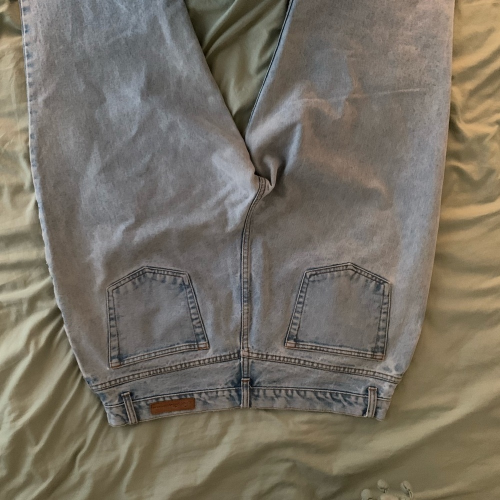 Vintage high wasted light wash bill blass jeans